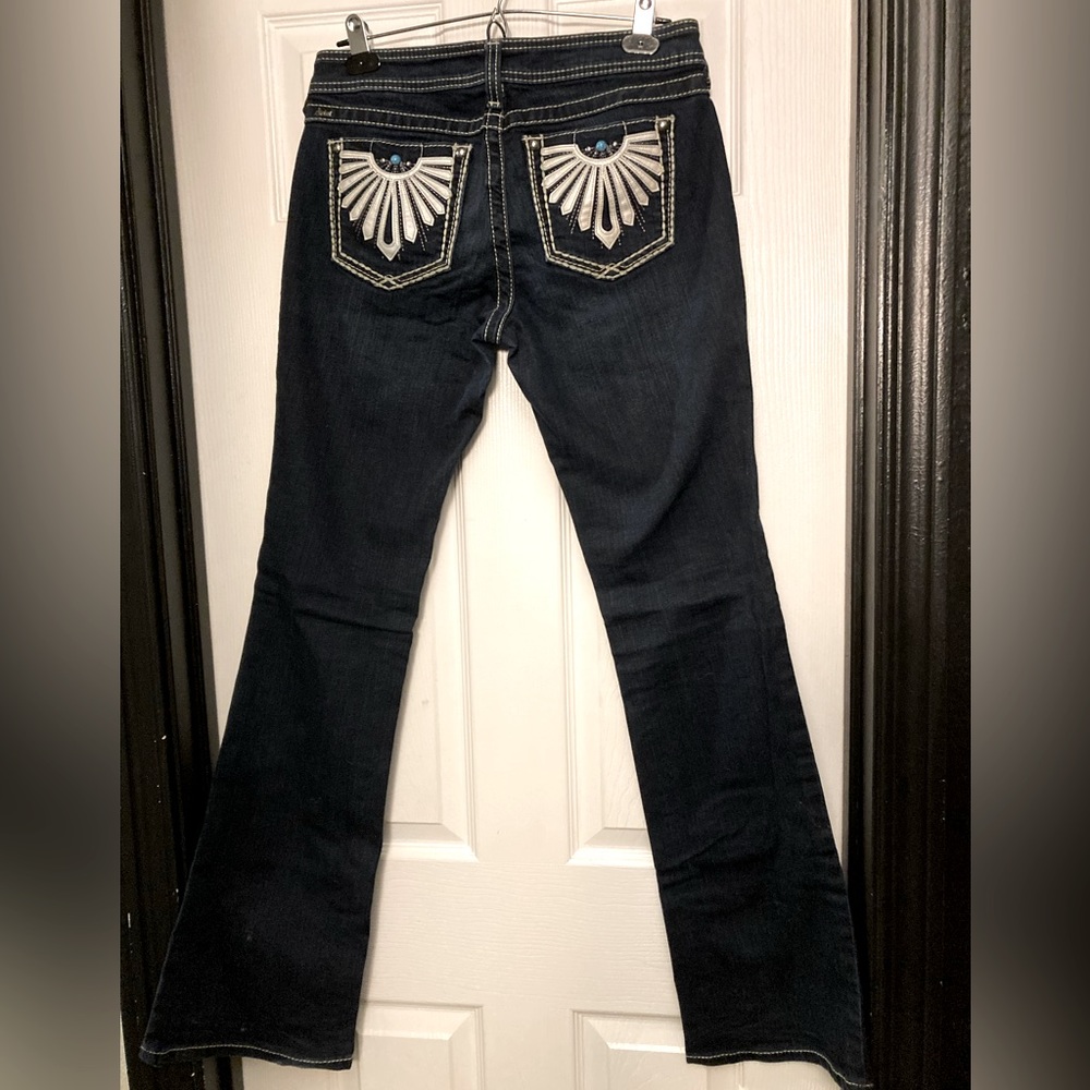 029 ARIAT “Ruby” Denim Size 29 Long Embossed Designer Back Pockets
